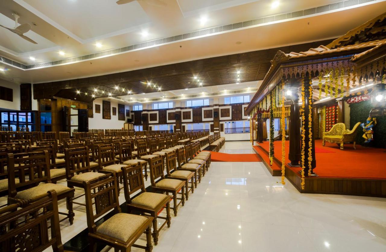 Hotel Guruvayur Darshan Ngoại thất bức ảnh