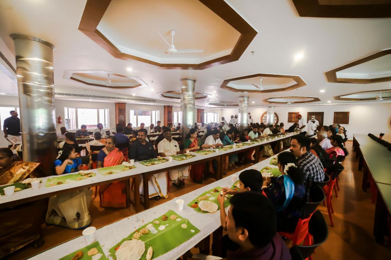 Hotel Guruvayur Darshan Ngoại thất bức ảnh