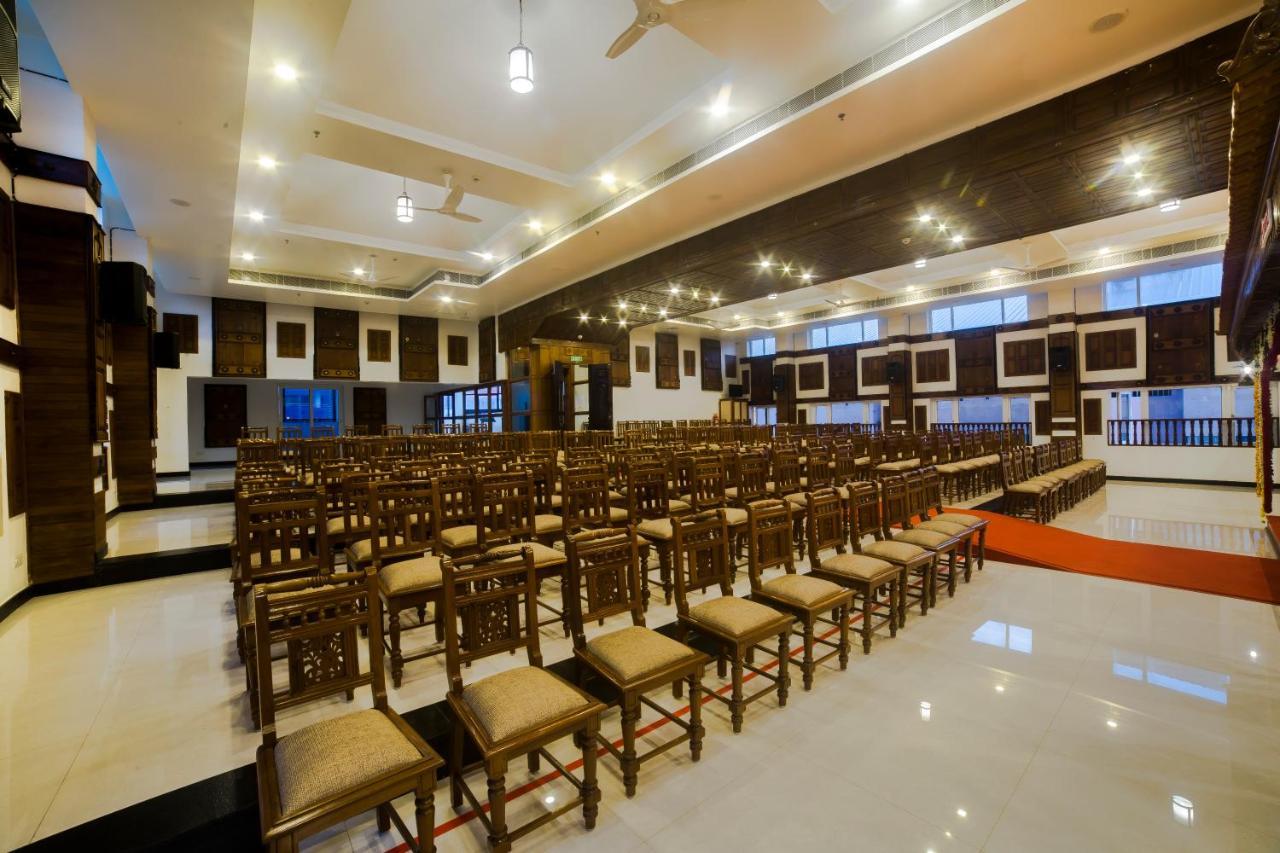 Hotel Guruvayur Darshan Ngoại thất bức ảnh